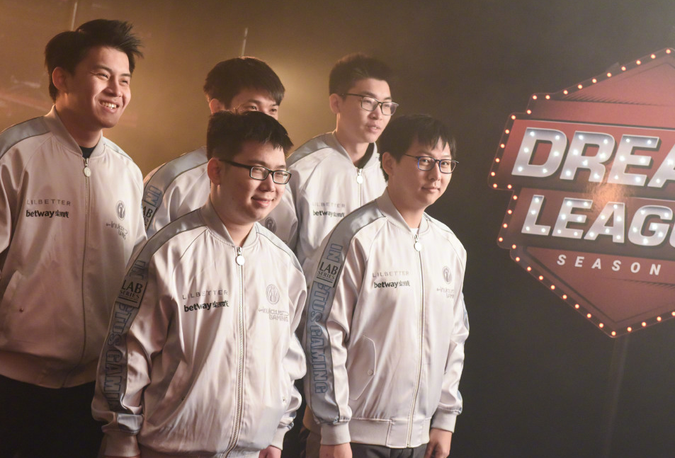 开云体育app-MAD险胜GEN，Ming完成史诗逆转鏖战多局半决赛，技惊四座